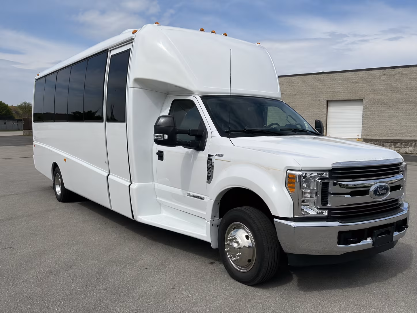 austin make class travel easier with austin field trip charter bus rentals