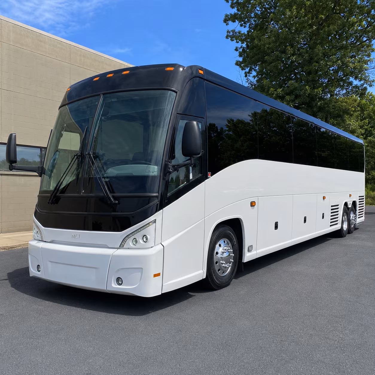 austin tournament charter bus rentals for austin sports teams and fan groups