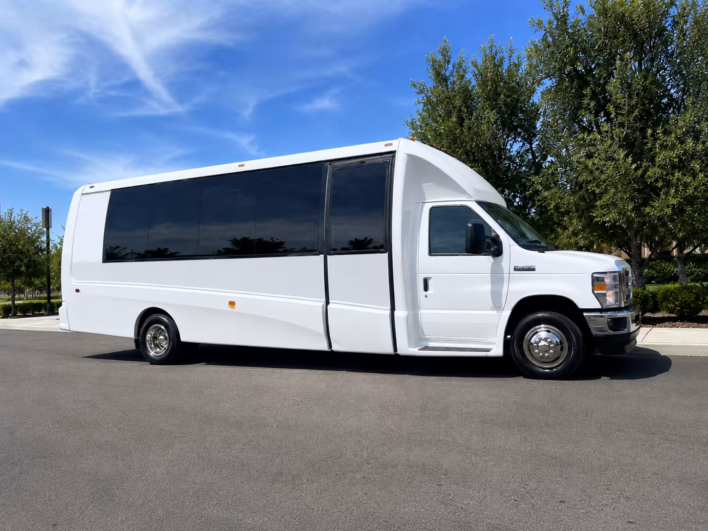 cedarparkcharterbuscompany com is the easy way to plan a driftwood or dripping springs wine tour