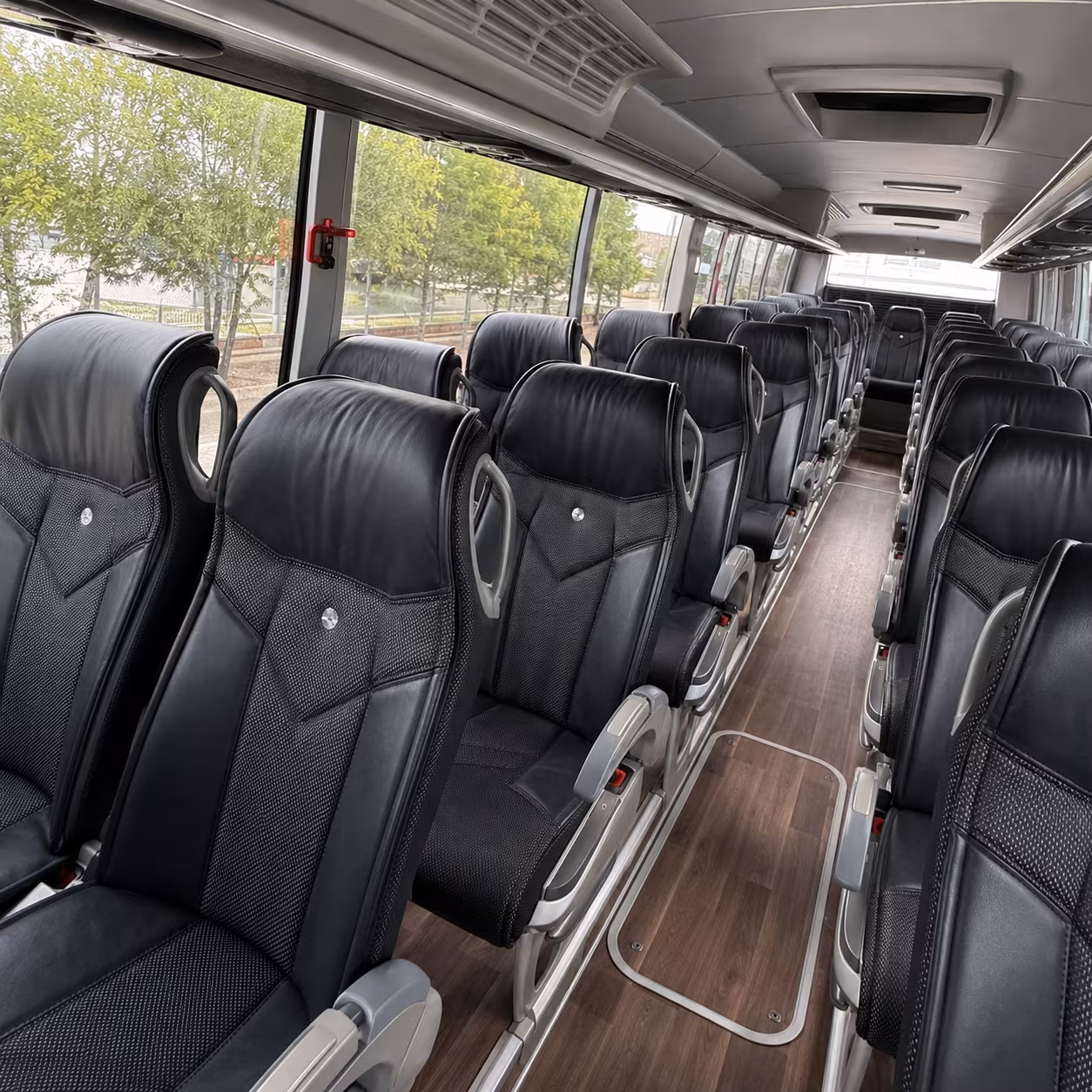 corporate retreat transportation to hill country resorts